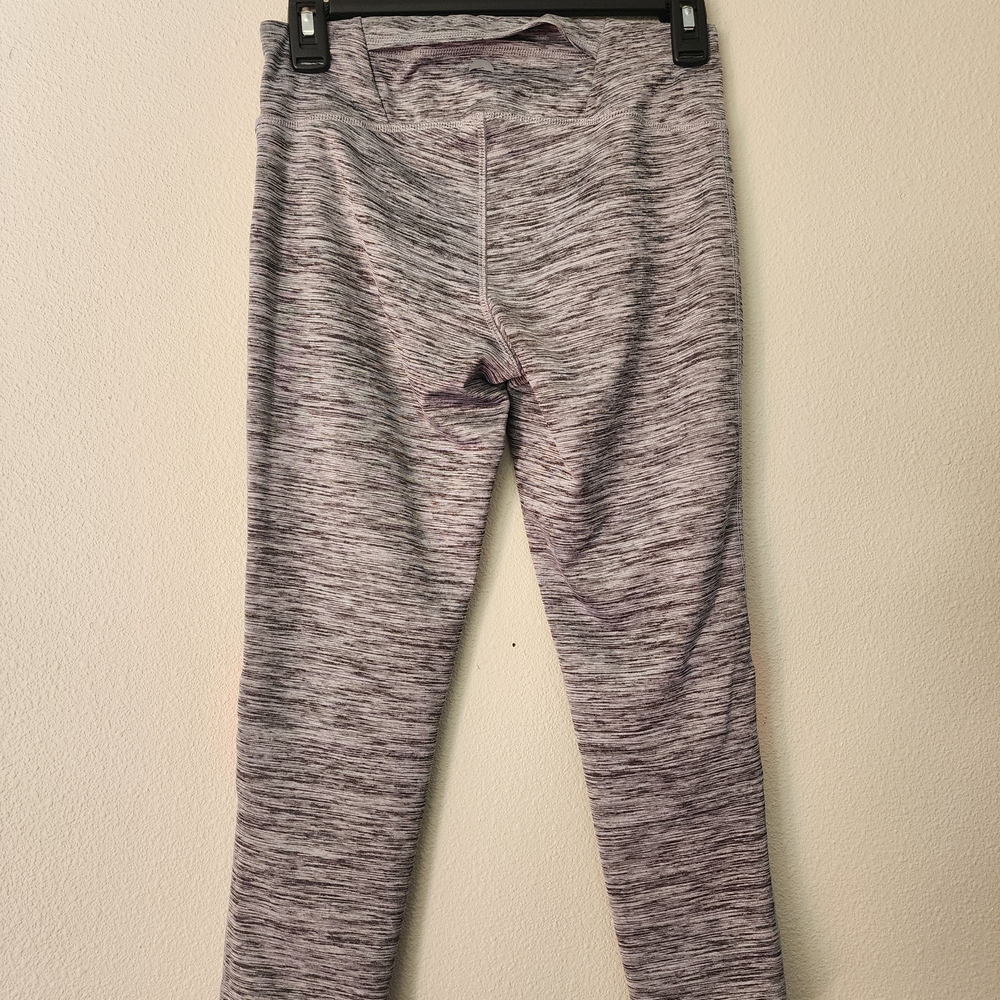 Avia Capri Leggings in Heather Gray and Neon Orange - Picture 3 of 4